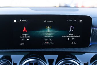 Mercedes-Benz CLA -FACELIFT/2020-Shooting Brake SB 180 d A/ - 14