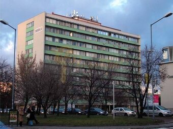 Kancelárie, Drieňová ul., Ružinov, 1 x 12,5 m2 a 1 x 25 m2 - 14