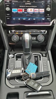 Volkswagen Passat Variant 2.0 TDI EVO Business, PANORAMA, WE - 14