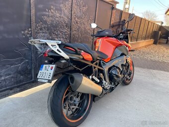 Bmw K1300R Akrapovič vyfuk karbonové doplnky - 14