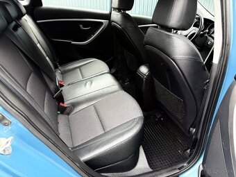 Hyundai i30 1.6Crdi 94kw facelift - 14
