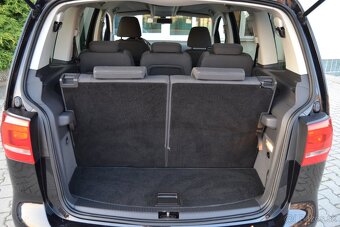 VW CROSS TOURAN 2.0 TDI, NAVI, ALU R16, TEMPOMAT, 7 MIESTNE - 14