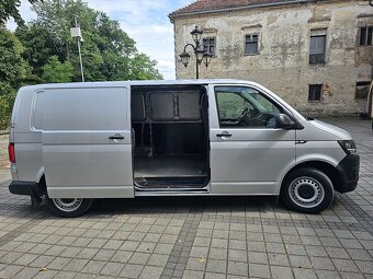 Volkswagen T6 Transporter LONG 2.0 TDI DSG Navi Ťažné OrigKM - 14