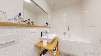 Luxusný rodinný dom pri golfovom rezorte Penati - 14