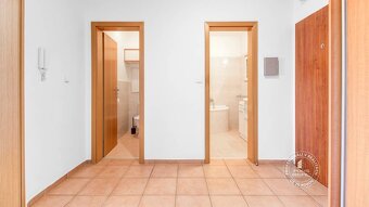 AXIS REAL | 2i byt - tehla, pivnica pri byte, parking, Sv. V - 14