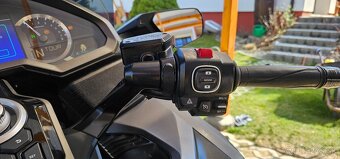 Honda Goldwing 1800 - 14