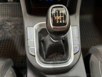 Hyundai i30 1.6 diesel 114000Km Kupované v SK 1 majiteľ - 14