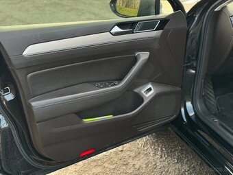 Volkswagen Passat Variant 2.0 TDI 190k BMT Highline 4MOTION - 14