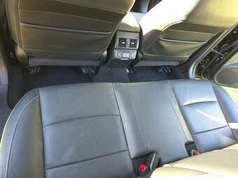 Subaru outback 2.5i - 14