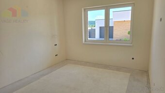 NOVOSTAVBA 4-IZBOVÉHO BUNGALOVU LEN 7 KM OD PIEŠŤAN – OBEC S - 14