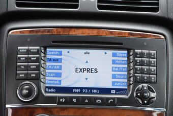 Mercedes-Benz R trieda 500 4-matic - 14