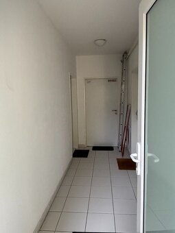 Bezbarierový 1 izb. byt s parkovacím miestom, Mierová - Prie - 14