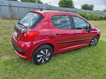 Peugeot 207 - 14