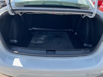 Renault Fluence 1.5DCi diesel, 81kW, MT/6, rok:09.2012. - 14