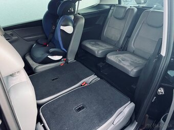 7 miestny / DSG / Highline / Alcantara / Navi / SK SPZ - 14