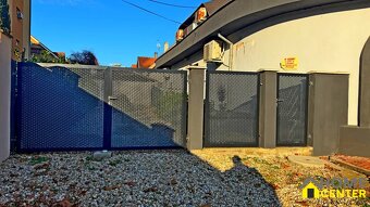 Na predaj unikátna dvojpodlažná budova na podnikanie aj býva - 14