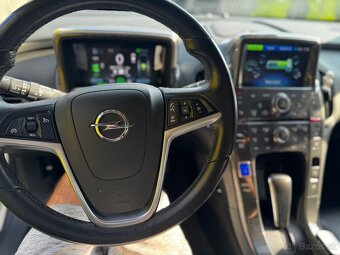 Opel Ampera plugin - 14