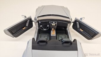 1:18 CADILLAC XLR - 14