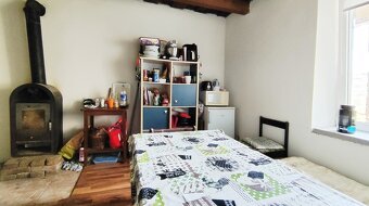 PREDAJ - STARŠÍ RODINNÝ DOM V OBCI RÚBAŇ - 14