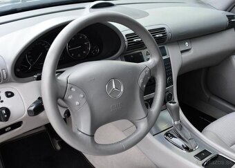 Mercedes-Benz Třídy C 320CDI AVANTGARDE N.TOP A/T 165 kw - 14