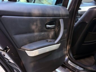 BMW E90 330i – 190 kW (N52B30) | M-Paket | TOP stav - 14