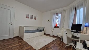 Predaj novostavba 5 izbový rodinný dom s garážou a pozemkom  - 14