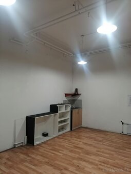 na predaj nebytový komerčný priestor - Handová - 14