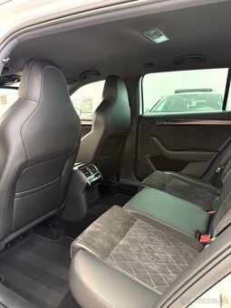 Skoda Superb Sportline 2.0TDI 147Kw 4x4 Matrix/Kamera/Tažne - 14