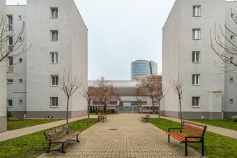 Útulný 2-izbový byt po rekonštrukcii v tichej lokalite Brati - 14