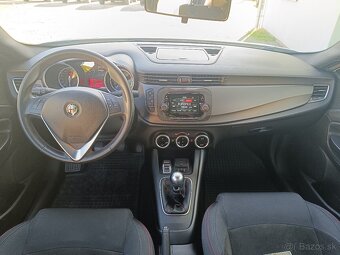 Alfa Romeo Giulietta 1,6 MJT 77 kW, r.v. 2/2015 6° manuál - 14
