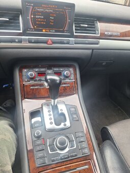 AUDI A8 D3 3.0 4x4 Quattro - 14