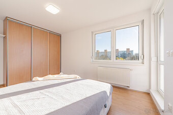 Na prenájom 2-izbový byt v centre Šamorína - 14