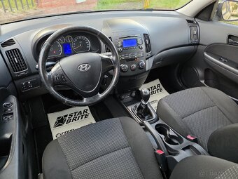Hyundai i30 1.6 CRDi Facelift mod. 2011 Nová STK SK ŠPZ - 14
