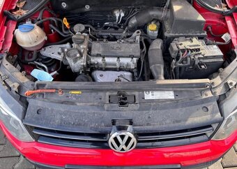 Volkswagen Polo 1.2i 16v, CROSS, 99.000tis km benzín manuál - 14