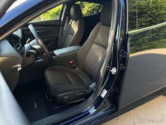 Predám Mazda 3 HB SkyActiv X 180 AT - 14