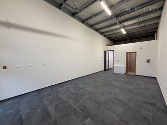 Komerčné priestory na prenájom 105 m2 + 2x parkovacie státie - 14