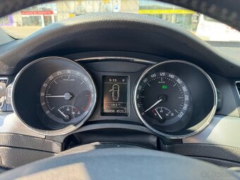 Škoda Superb 2.0 TDI - 14