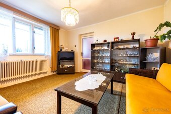 Rodinný dom so srdcom dediny a veľkou záhradou – Brunovce - 14