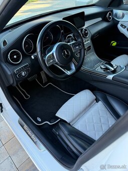 Predáme rodinný Mercedes C 300D Combi automat 9 stupňový - 14