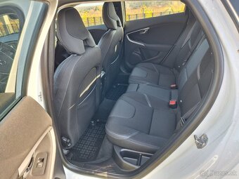 Volvo V40 D3; 2.0 diesel; Manual; r.v. 2018; Bratislava - 14