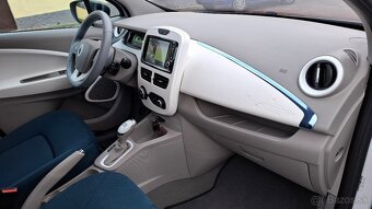 Prodám Renault ZOE (vůz pro sběratele/muzea) - 14