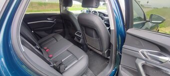 Audi E-tron 50 quattro Advanced Odpočet DPH: 22 358 € Možnos - 14