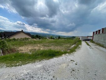 Pozemok na výstavbu rodinného domu - Prievidza - 14