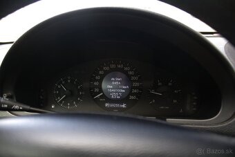 Mercedes-Benz E trieda Sedan 200 CDI Elegance Automat AT5 - 14