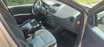 Renault Clio 1.2.benzín 140000km - 14