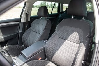 Škoda Superb Combi 2.0 TDI SCR Ambition DSG - 14