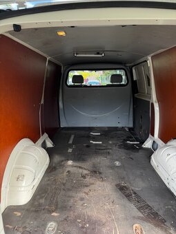 Volkswagen Transporter T5 2.5 TDI 96 kW – 2008 - 14