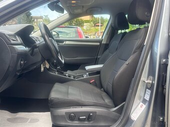 ŠKODA SUPERB COMBI 2.0 TDI.DSG - 14