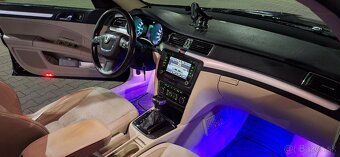 ŠKODA SUPERB COMBI II 2.0 TDI 103KW/140k 2010 premium audio - 14