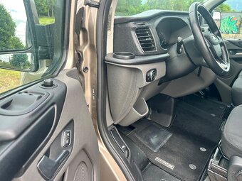 FORD Tourneo Custom Bus 8 -miest - 14